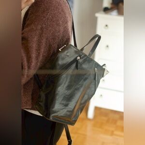 La diva Y2K convertible leather backpack